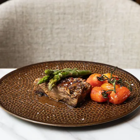 Otel Catalonia Eixample 1864 4*