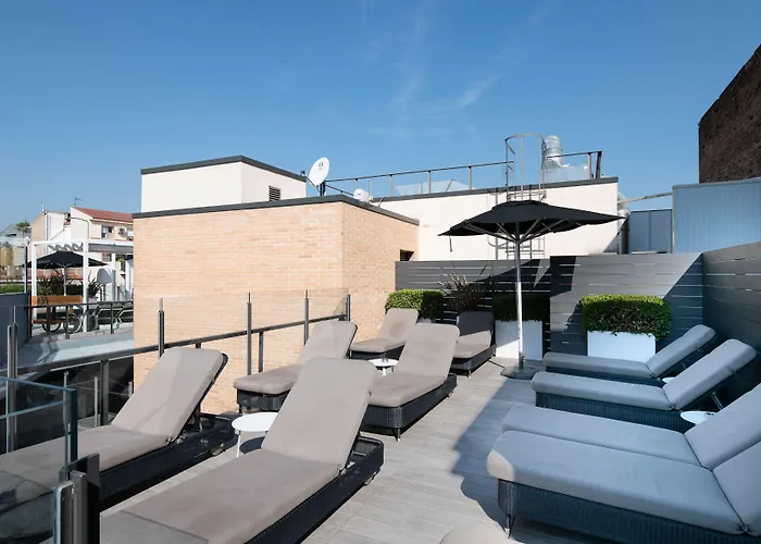 加泰罗尼亚亦桑普乐区1864 酒店