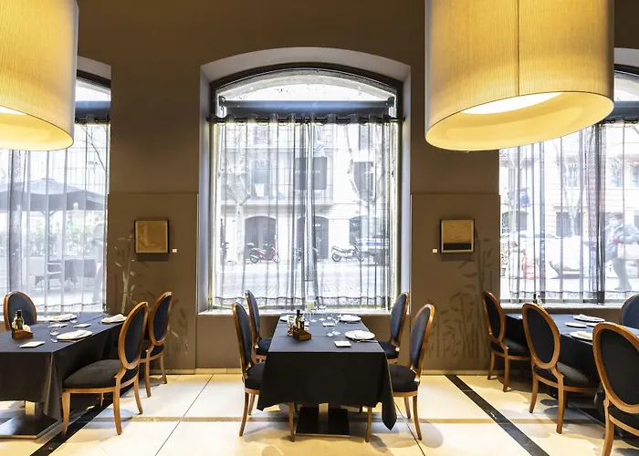 加泰罗尼亚亦桑普乐区1864 4*