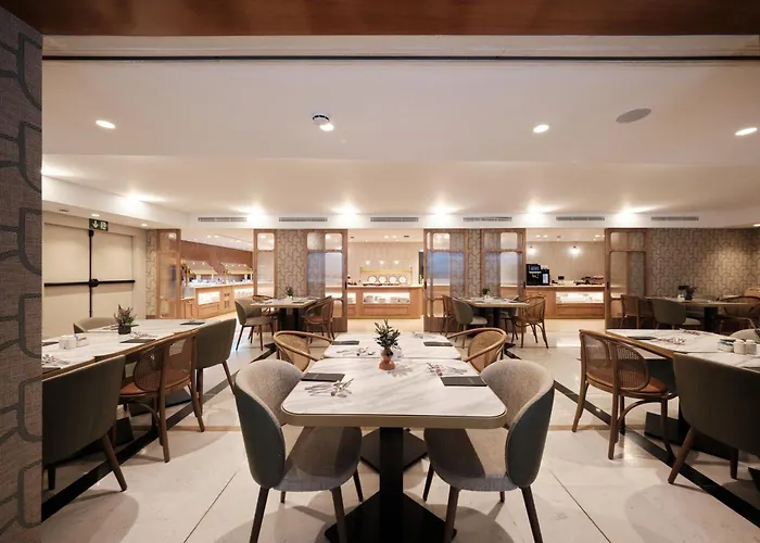 加泰罗尼亚亦桑普乐区1864 4* 巴塞罗那