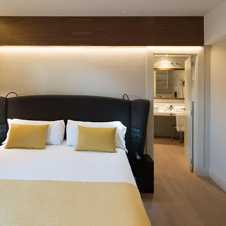 Отель Catalonia Eixample 1864 4*