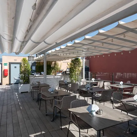 Catalonia Eixample 1864 Отель Барселона